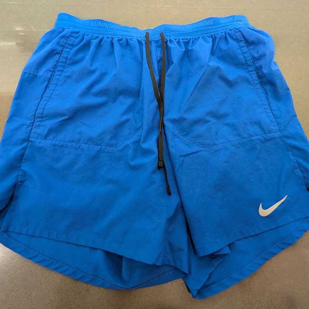 Nike Men's Athletic Shorts in Vibrant Blue Liner Removed